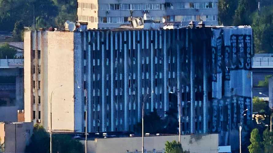 Поврежденное здание ГУР, фото соцсети