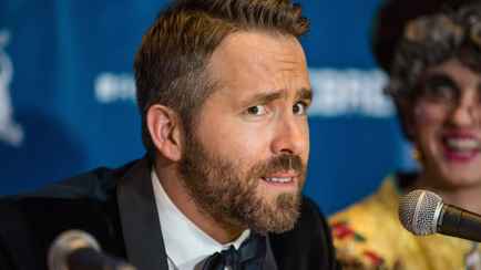 Фанаты заподозрили Райна Рейнольдса в путешествиях во времени, заметив его на фото 19-го века. Что сказал актер?