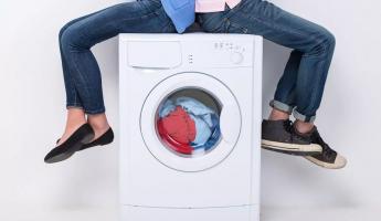 Почему стиральная машина «убегает» при отжиме? 5 причин, которые нельзя игнорировать