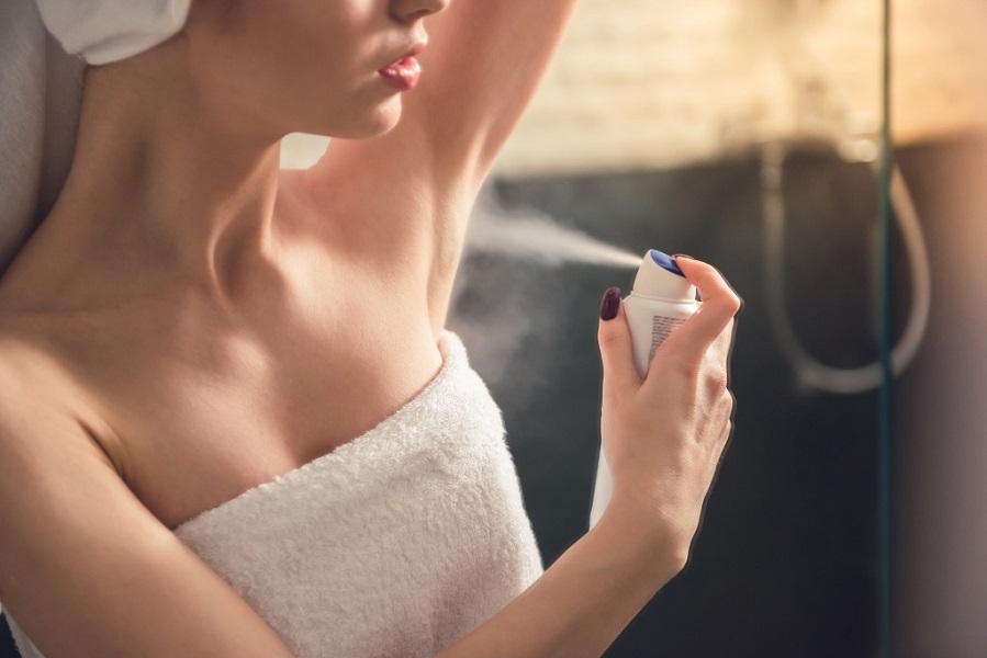 90% людей допускают эти ошибки. Как правильно пользоваться дезодорантом,  чтобы не потеть? - Telegraf.news