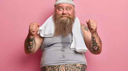 Как избавиться от запаха пота на одежде и в обуви? Нашли 3 домашних способа