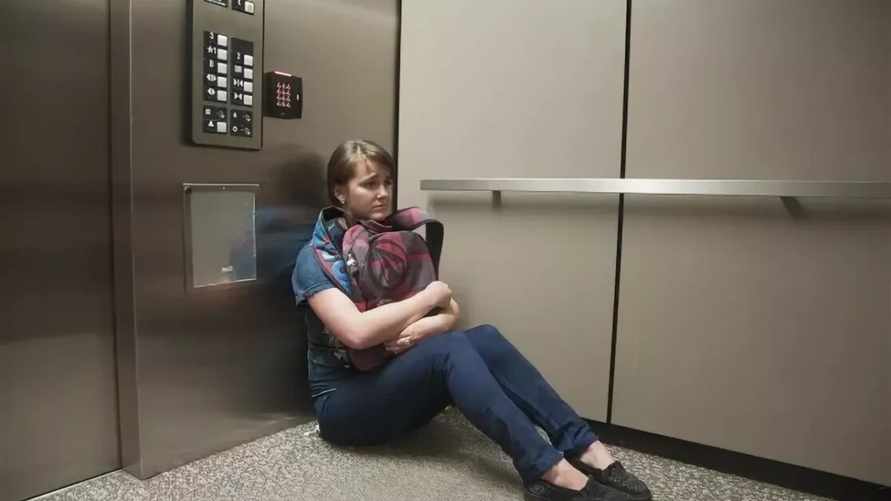 Узнали, сколько лифтов застревает в Минске каждый день