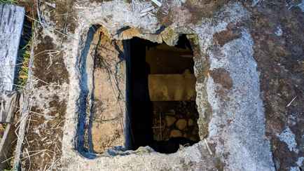 В Щучине слесарь закурил в канализации и взорвался