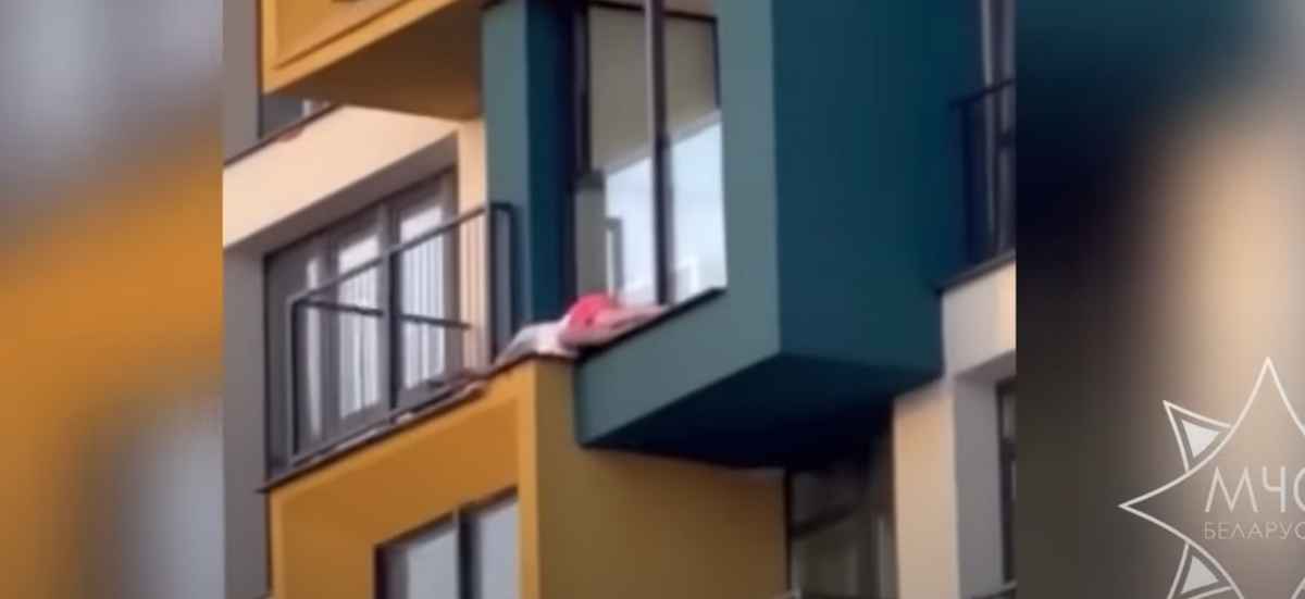 Скриншот с видео