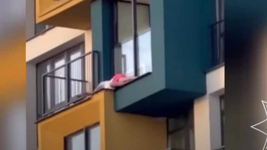 Скриншот с видео