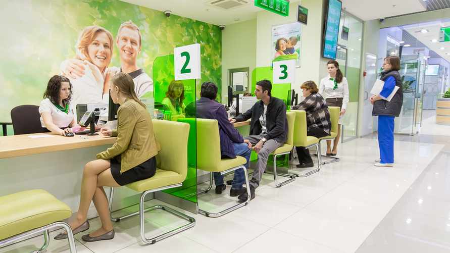 10% от суммы или по 30 рублей. Белорусские банки установили новые комиссии. За что?