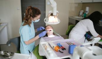 Совмин ввёл госрегулирование цен на все виды стоматологических услуг в Беларуси