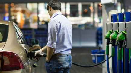 В России значительно подорожал бензин. Что ждать белорусам?