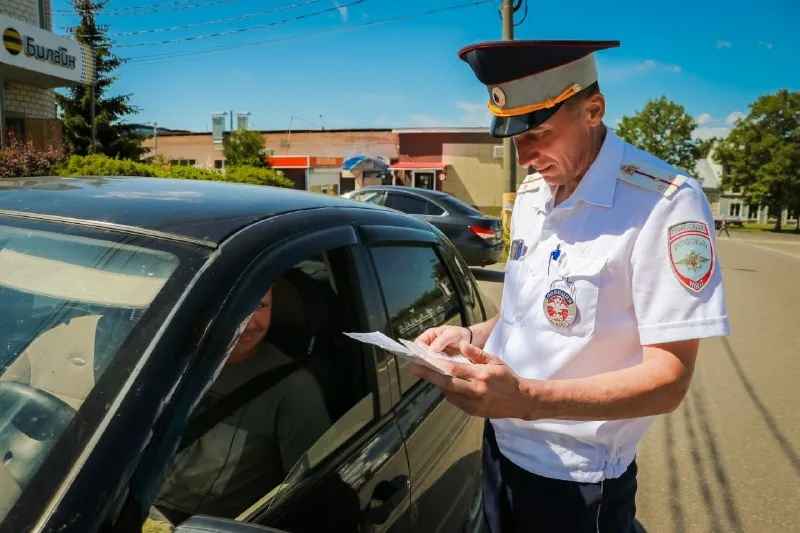 В ГИБДД предложили не выпускать некоторые автомобили иностранцев из России. Как коснется белорусов?
