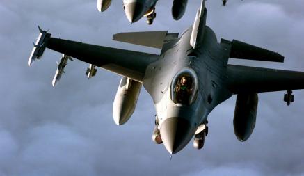 Госсекретарь США рассказал, когда Украина получит истребители F-16