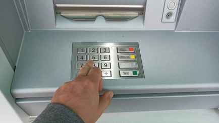 Банкоматы белорусского банка два дня не будут работать в пяти городах. В каких?