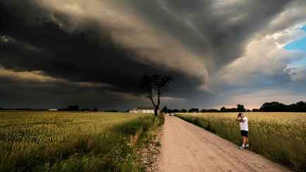 Кого из белорусов зальёт, а кого прожарит? Синоптики предсказали, какой будет погода в июле