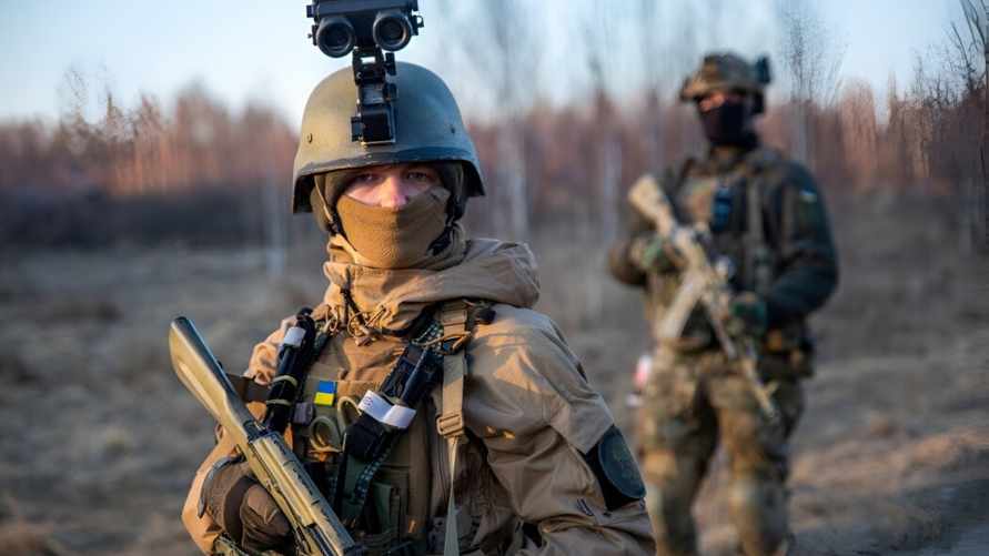 В Британии начали готовить 2000 украинских "коммандос" для диверсий в Крыму - The Express