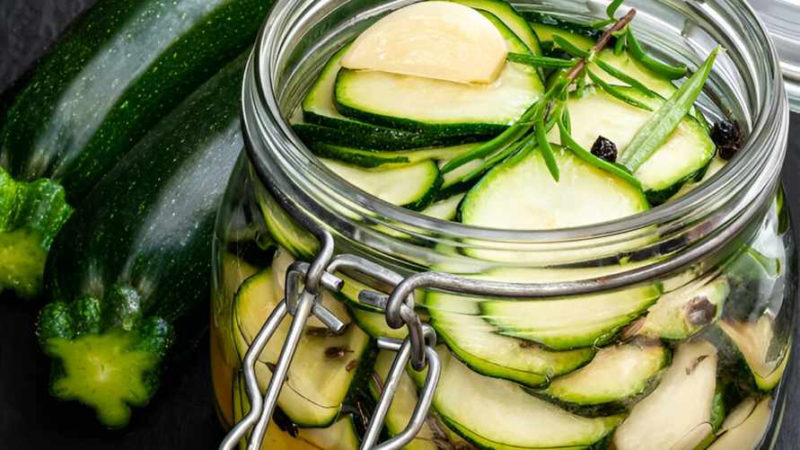 Как приготовить кисло-сладкие кабачки? В этом рецепте нет ни одного необычного ингредиента