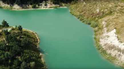 Белорусам разрешили купаться в меловом карьере. Как добраться до «белорусских Мальдив»?