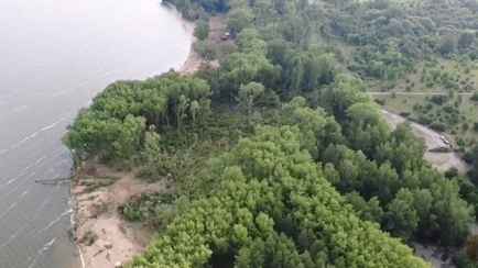 СК показал последствия смерча на Минском море с высоты птичьего полёта