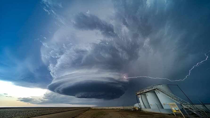 Суперячейки. Фото иллюстрационное