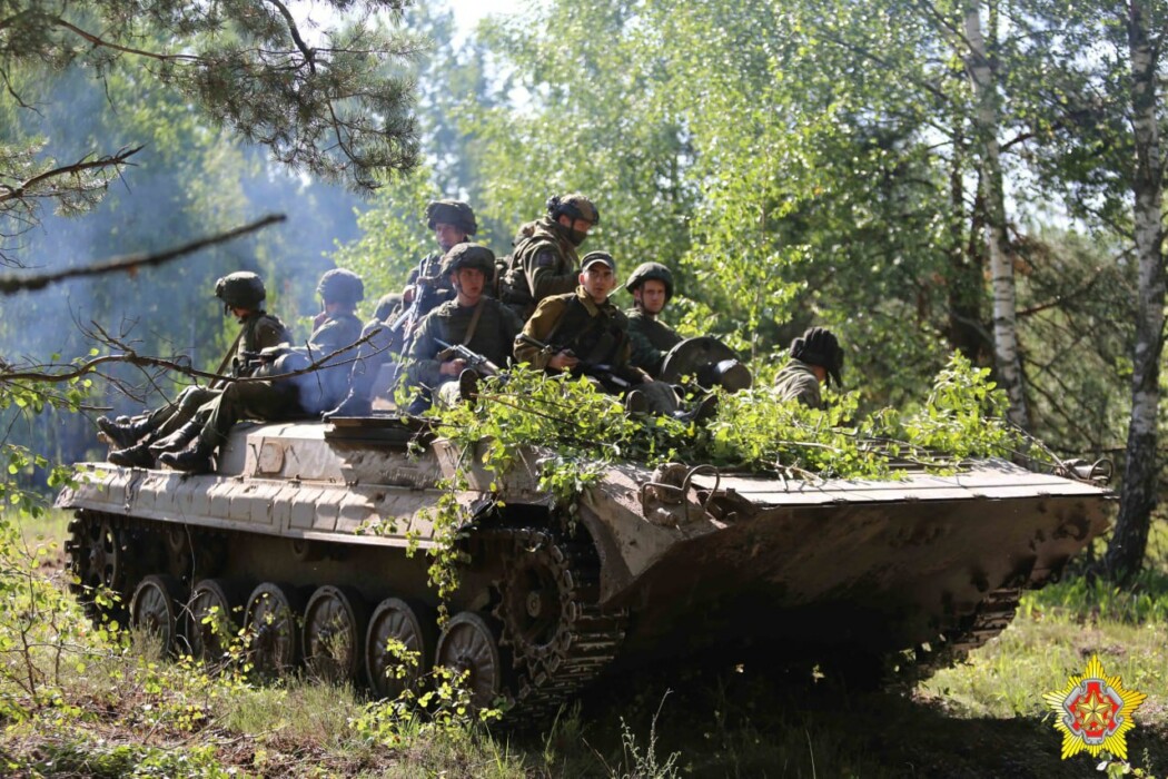 В Минобороны показали тренировки ЧВК «Вагнер» и подразделений мехбригад Беларуси