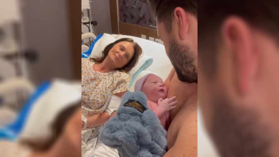 Женщина решила родить дочку своему сыну. Как отреагировала невестка?