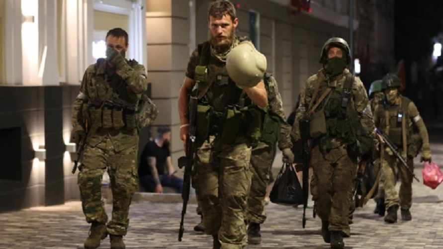 Фото: бойцы ЧВК "Вагнер" в Ростове / ТАСС