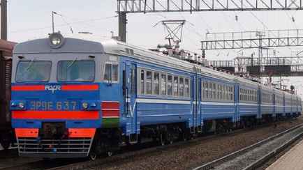 Под Пуховичами под колесами электрички погибла 12-летняя школьница