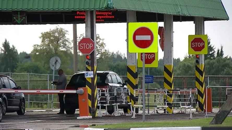 Пограничники не выпустили из Беларуси 11 руководителей предприятий. Почему?