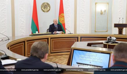 «Идут только обвинения и угрозы» — Лукашенко предложил Польше вывести вагнеровцев из Беларуси. Но при условии