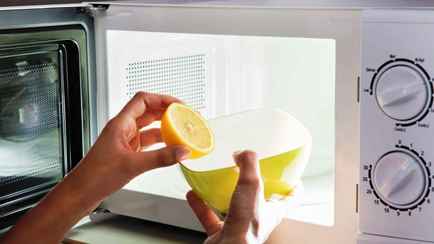 Зачем разогревать лимонный сок в микроволновке? Многие будут в шоке от эффекта