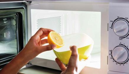 Зачем разогревать лимонный сок в микроволновке? Многие будут в шоке от эффекта