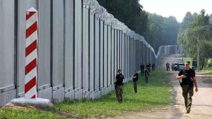 Польша решила разместить на границе с Беларусью в 10 раз больше солдат