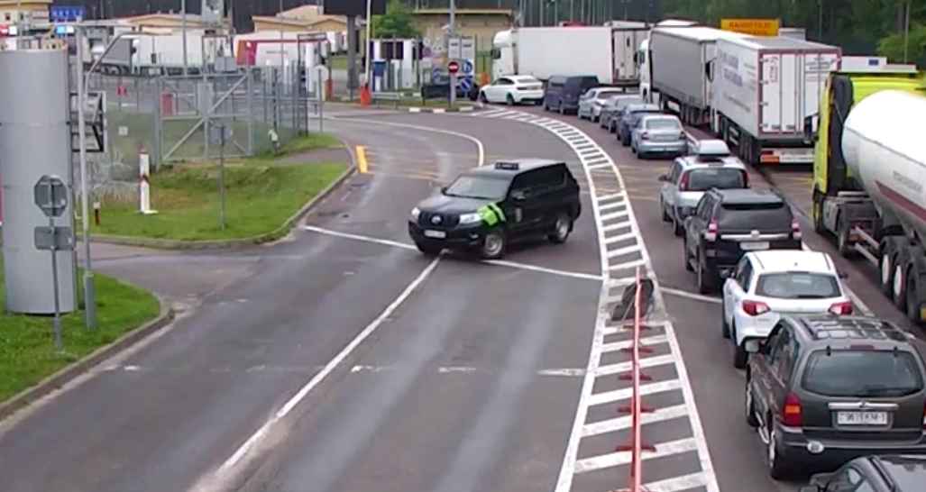 Скриншот с видео