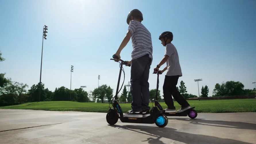 "О поступлении в вуз можно только мечтать" - В РНПЦ неврологии рассказали о последствиях катания на электросамокатах