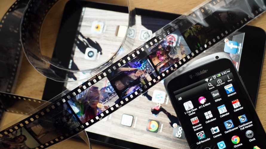 Как оцифровать фотопленку через смартфон? Займет всего несколько минут