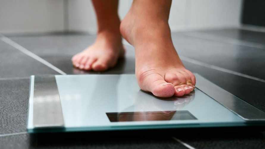 Эти 5 ошибок совершают многие. Как правильно взвешиваться, чтобы весы не показали на 2 кг больше