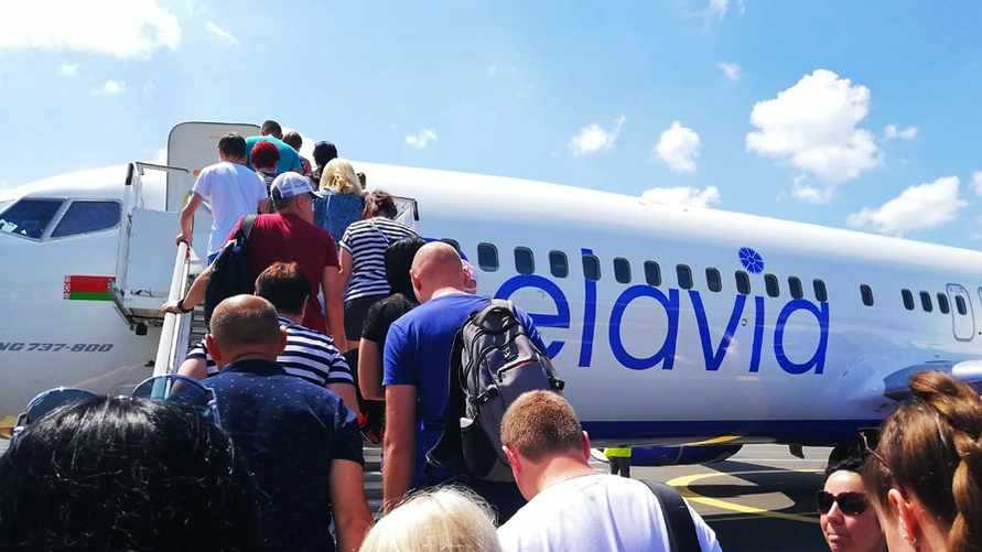 “Белавиа” запретила пассажирам выбирать место на самолёте. Что ещё будет нельзя с 1 сентября?