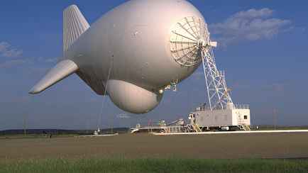 В Польше решили запустить на границе с Беларусью массивные дирижабли. Зачем?