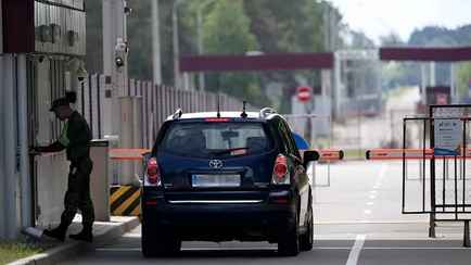 Минюст разрешил пограничникам задерживать машины у белорусов на погранпереходах. За что?