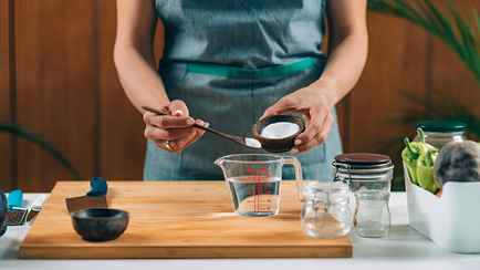 Эксперты попросили никогда не делать это с уксусом. Что не так с популярной кислотой?