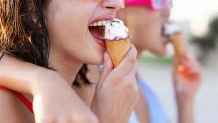 «Оказывают отрицательное влияние на детей» — Госстандарт запретил продавать в Беларуси два российских мороженных. Что за они?