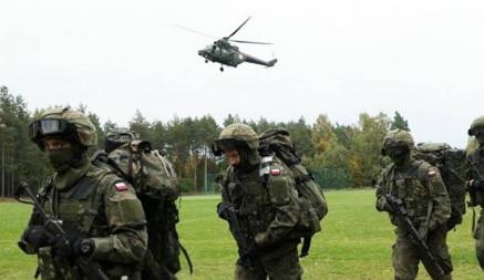 Польский вертолет потерял на границе с Беларусью часть ракеты