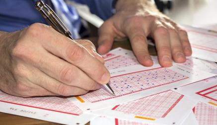 Сколько билетов нужно купить, чтобы выиграть в лотерею? Ответ математиков удивил