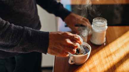 Замените сахар в кофе щепоткой этого продукта. Вы не поверите, что произойдет со вкусом