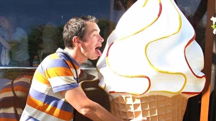 Какое мороженое принесет облегчение в жару? Узнали, как не сделать себе еще хуже