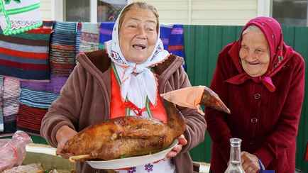 «Как питались наши предки» — На госТВ рассказали, как всё-таки будут кормить детей в белорусских школах с 1 сентября