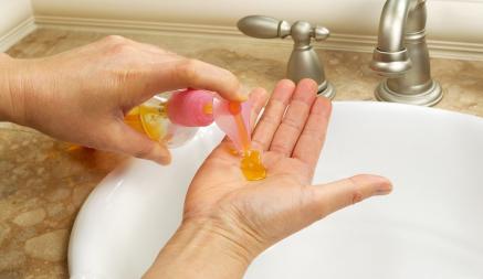 Как использовать меньше жидкого мыла? Попробуйте этот трюк с дозатором