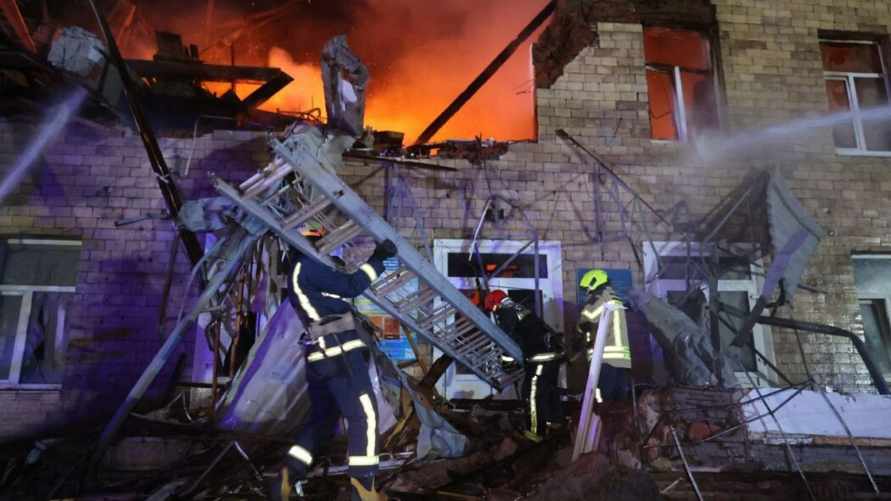 Россия ударила дронами по центру Харькова – загорелась студенческая общага