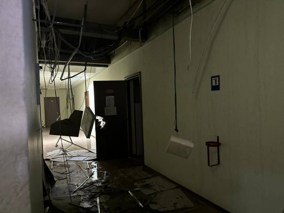 В Одессе в результате обстрела российскими "Калибрами" загорелись общежитие и супермаркет