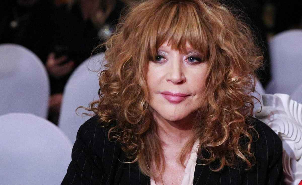 На Пугачеву подали в суд. В чем обвиняют?