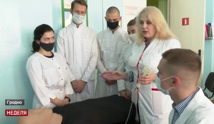 Белорусских главврачей обязали проводить «конкретные мероприятия» в больницах и не только. Зачем?