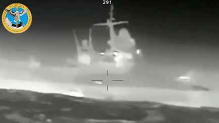 ВСУ показали, как дроны атаковали российский корабль «Сергей Котов»